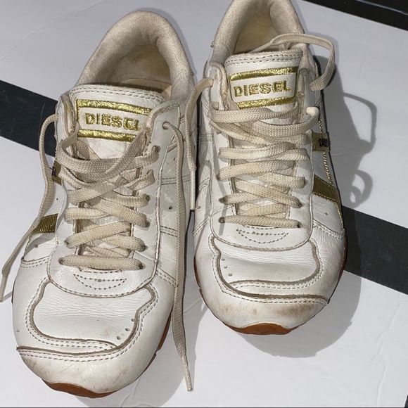 Diesel Tennis Shoes - Picture 2 of 5